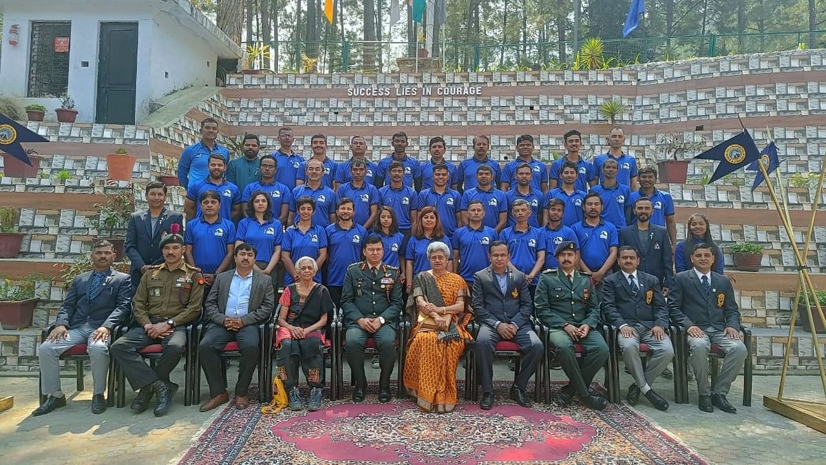 First batch of Diploma in Mountaineering and Allied Sports course get badges