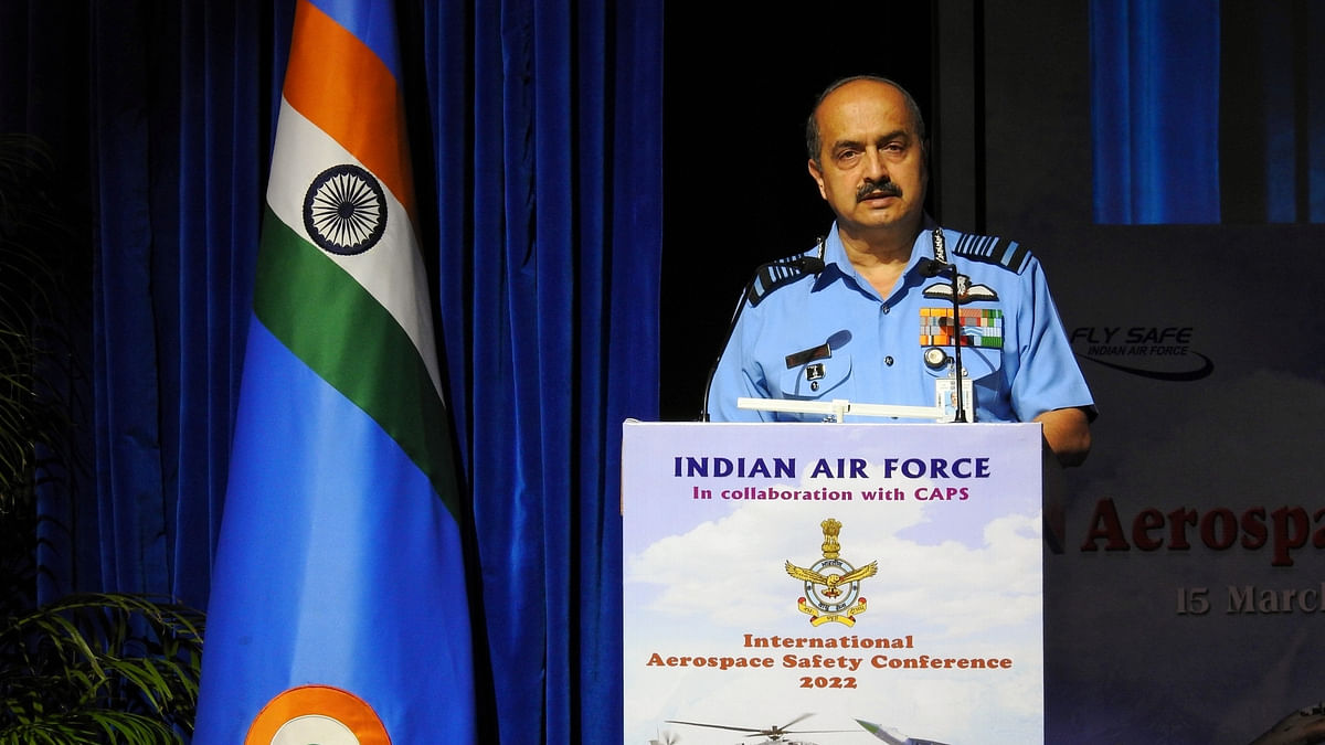 Future warfare likely to be in hybrid form with hypersonic missiles, computer virus: IAF 
