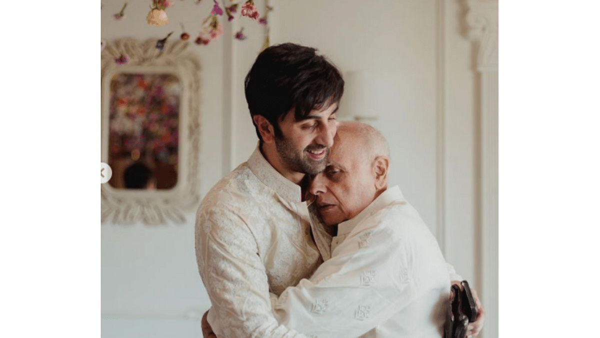 Ranbir-Alia wedding: Mahesh Bhatt hugs son-in-law in new photos