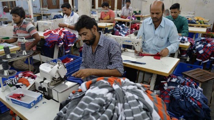 India's apparel exports see over 30% growth in FY22