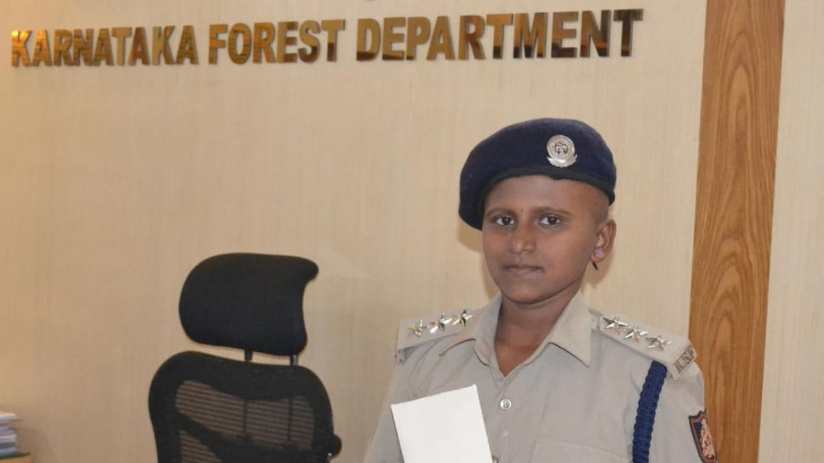 14-year-old girl with bone cancer becomes Range Forest Officer for a day