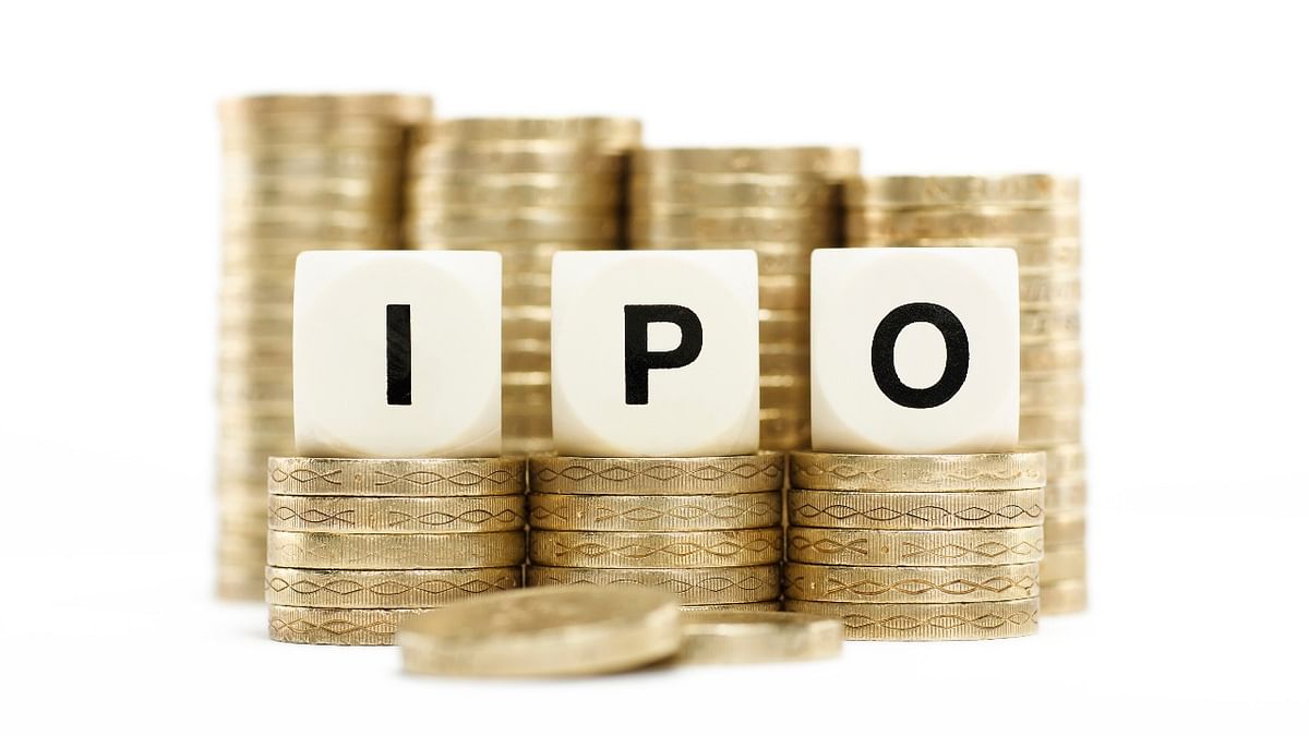 Delhivery sets IPO price band at Rs 462-487 per share