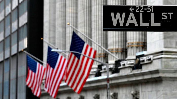Dow ends ugly session 3.1% lower while Nasdaq plunges 5%