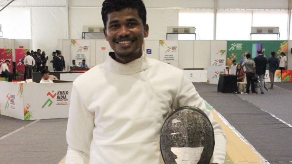 Daily wage workers' son rattles his way to bronze in fencing at Khelo India Games