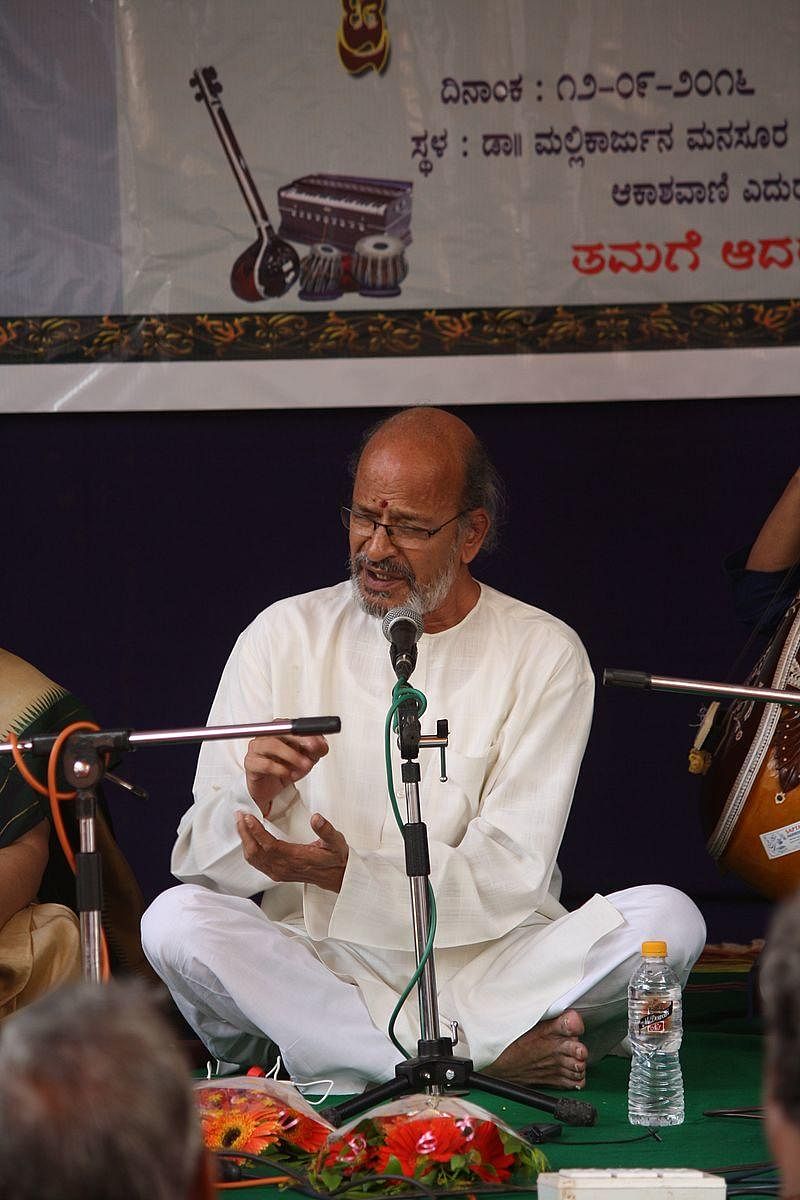 Rajshekhar Mansur taught English, sang rare ragas