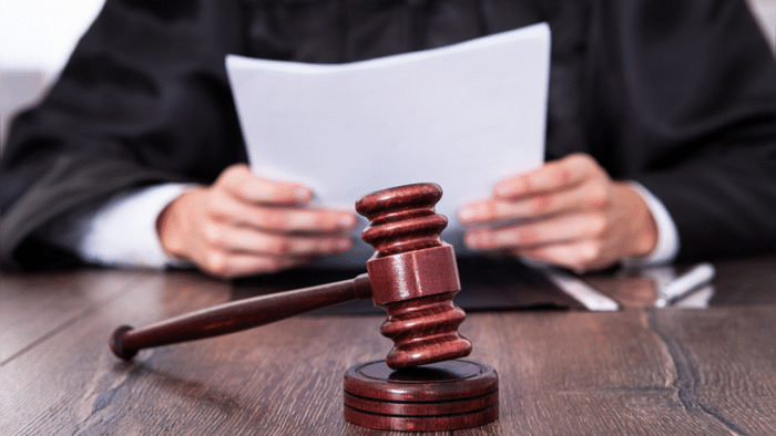 Bar on courts for taking cognisance of offences of advocates/notaries: HC