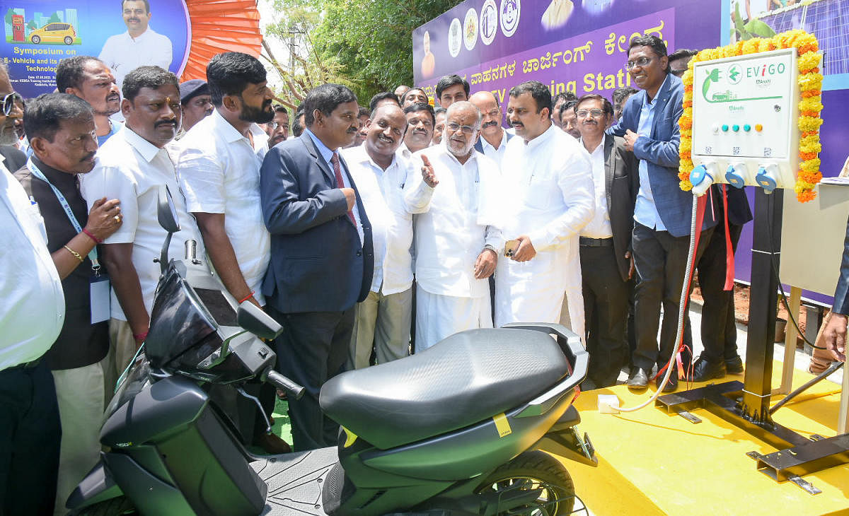 1,000 EV charging units in Karnataka by June end: Minister