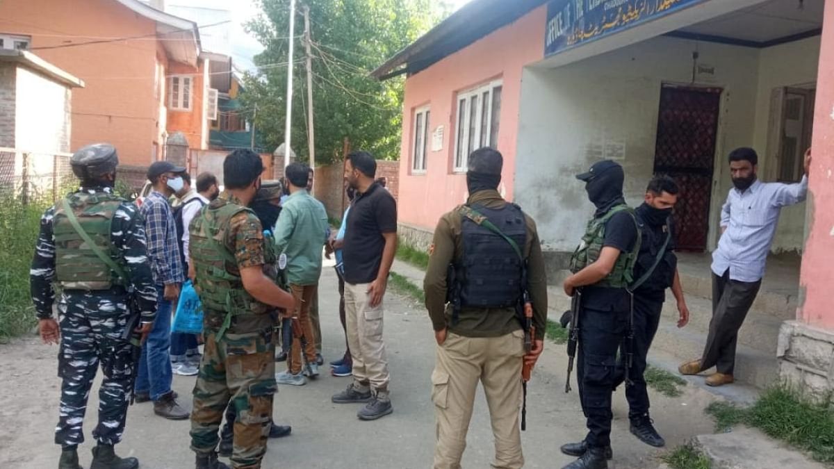 Kashmiri Pandit shot dead by militants in Kashmir’s Budgam