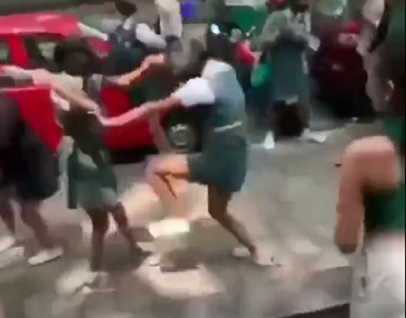 Bengaluru girl students indulge in street fight, video goes viral