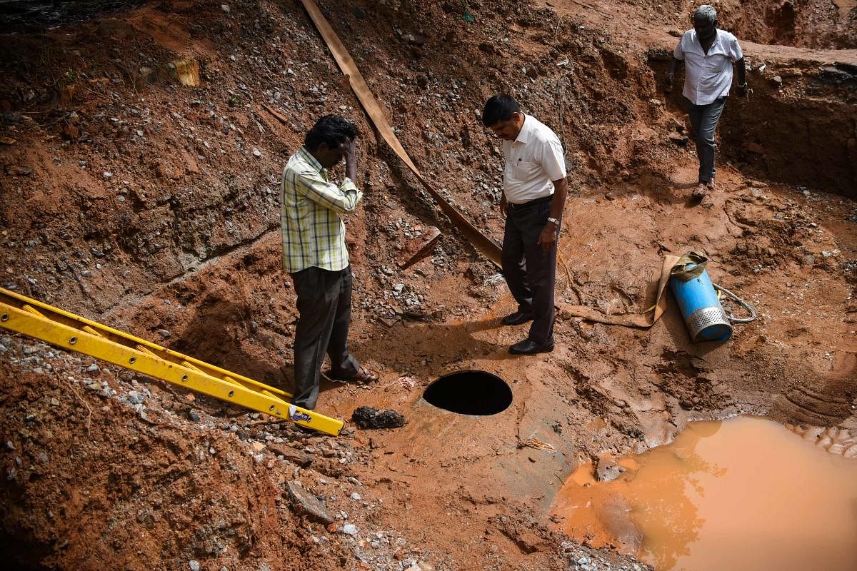 Two workers drown in 6-feet-deep manhole in Bengaluru