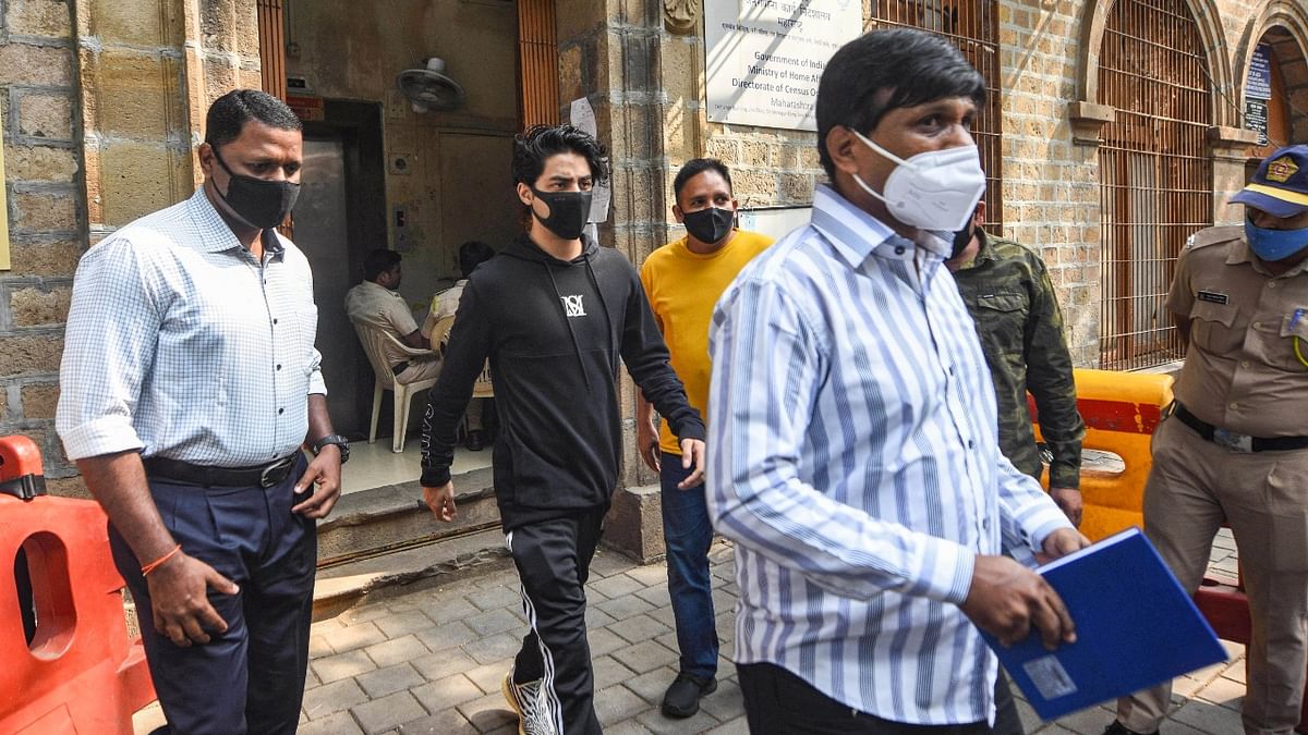 Aryan Khan case: Stock witnesses in drugs cases, a practice not so uncommon