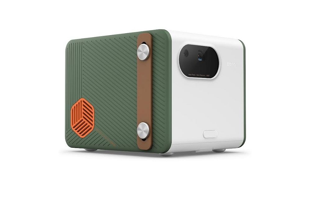Gadgets Weekly: BenQ GS50 portable projector, Motorola Moto E32s and more