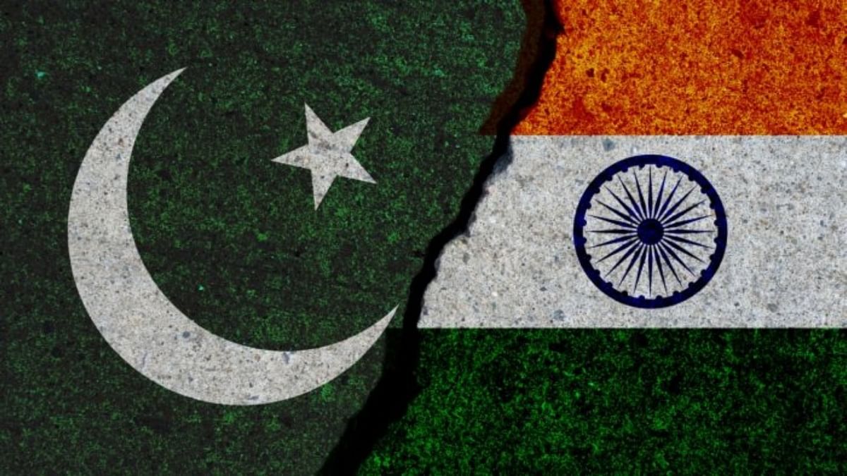 'Should India give Kashmir to Pakistan?' MPPSC question stirs row
