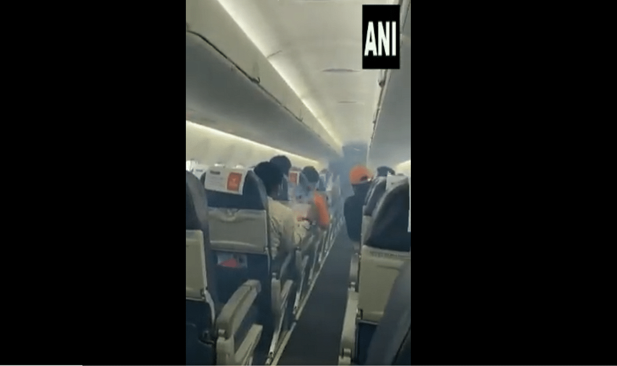 Jabalpur-bound SpiceJet flight returns to Delhi after crew notices smoke in cabin