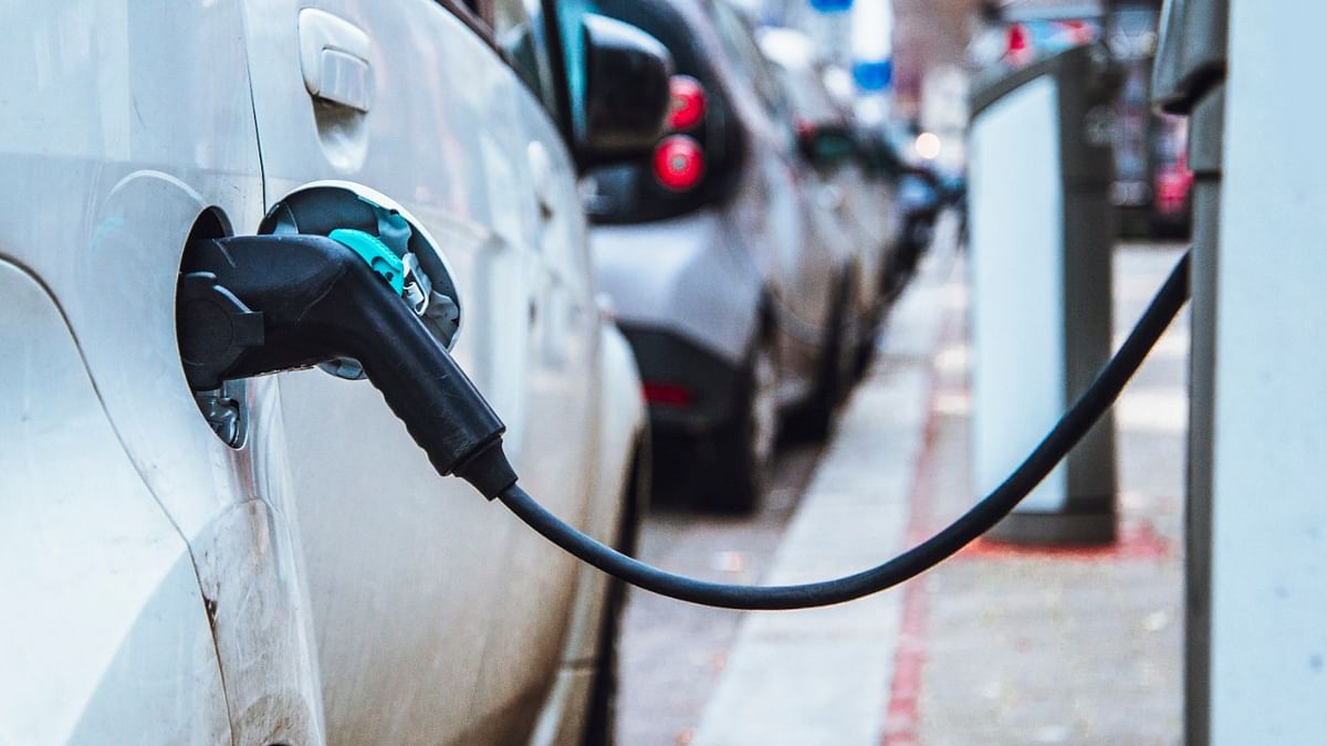 Bengaluru RWAs at odds with EV owners on charging infra: Report