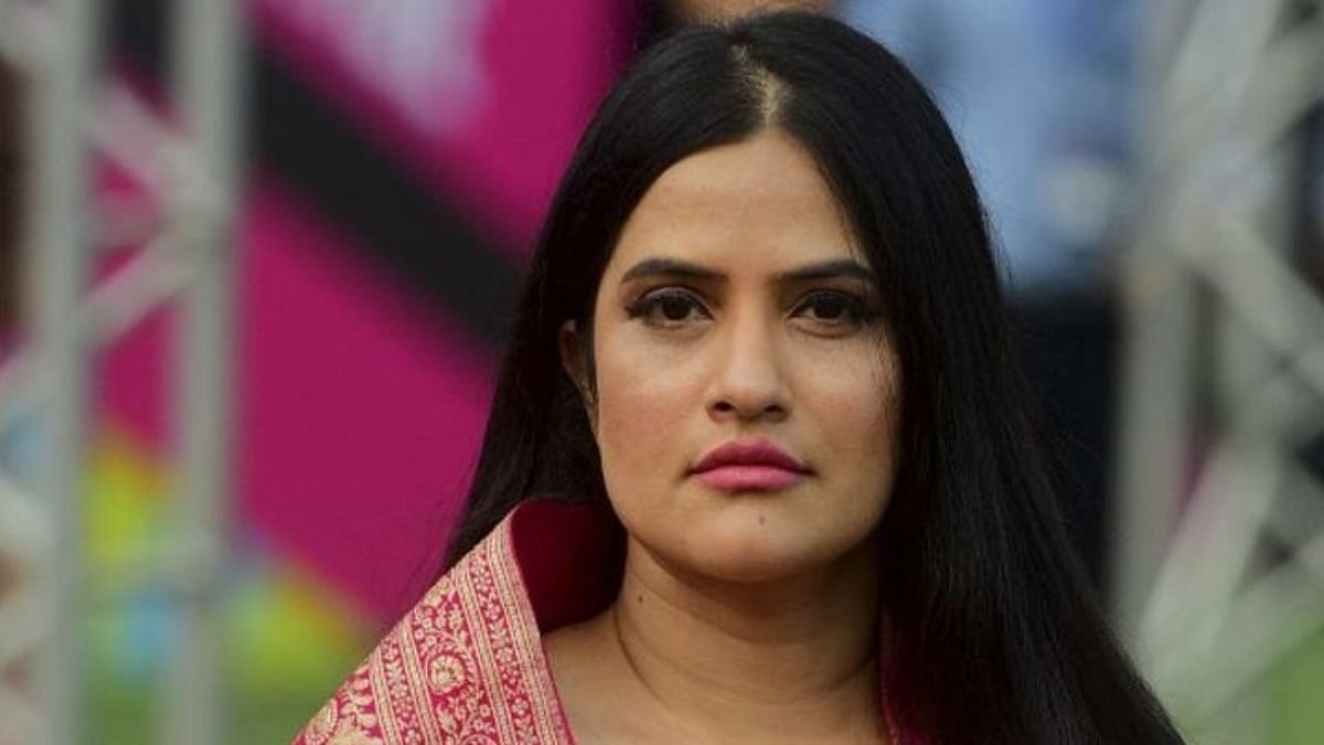 Sona Mohapatra draws Twitter CEO's attention to 'sexism' in his alma mater