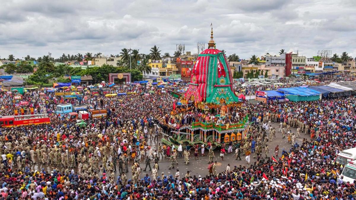 Thousands of devotees gather in Puri for Lord Jagannath's 'Bahuda Jatra'