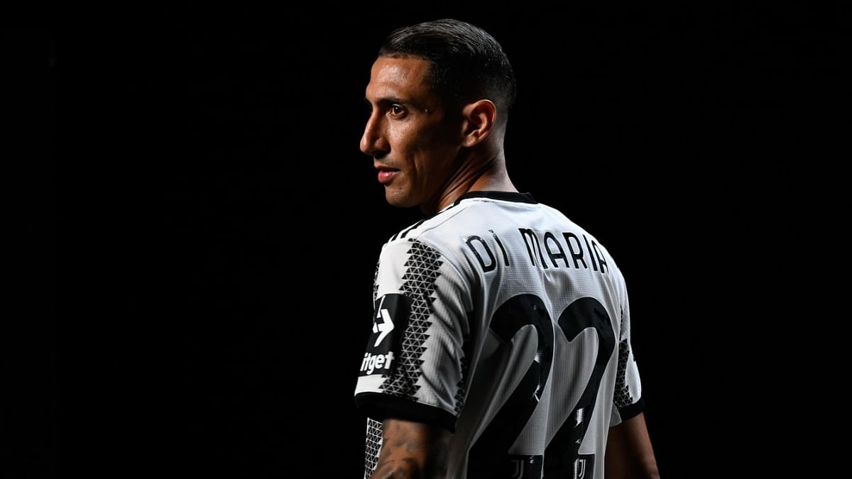 Angel Di Maria completes move to Juventus