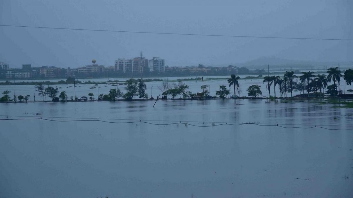 Rains fury in parts of Maharashtra; flooded bridges, roads closed for traffic in Palghar