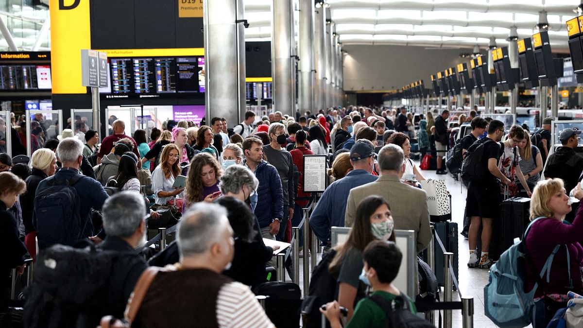 Heathrow imposes cap on passengers to head off ‘Airmageddon’