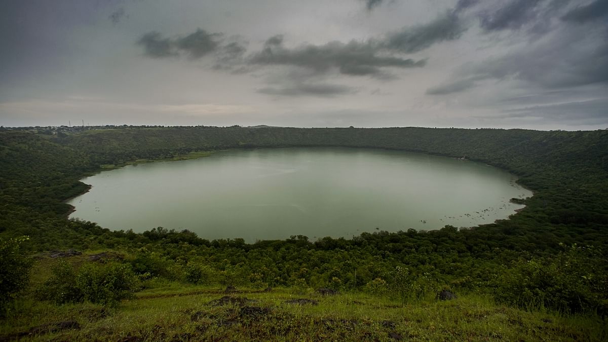Rs 370 crore plan for conservation of Maharashtra's Lonar Lake
