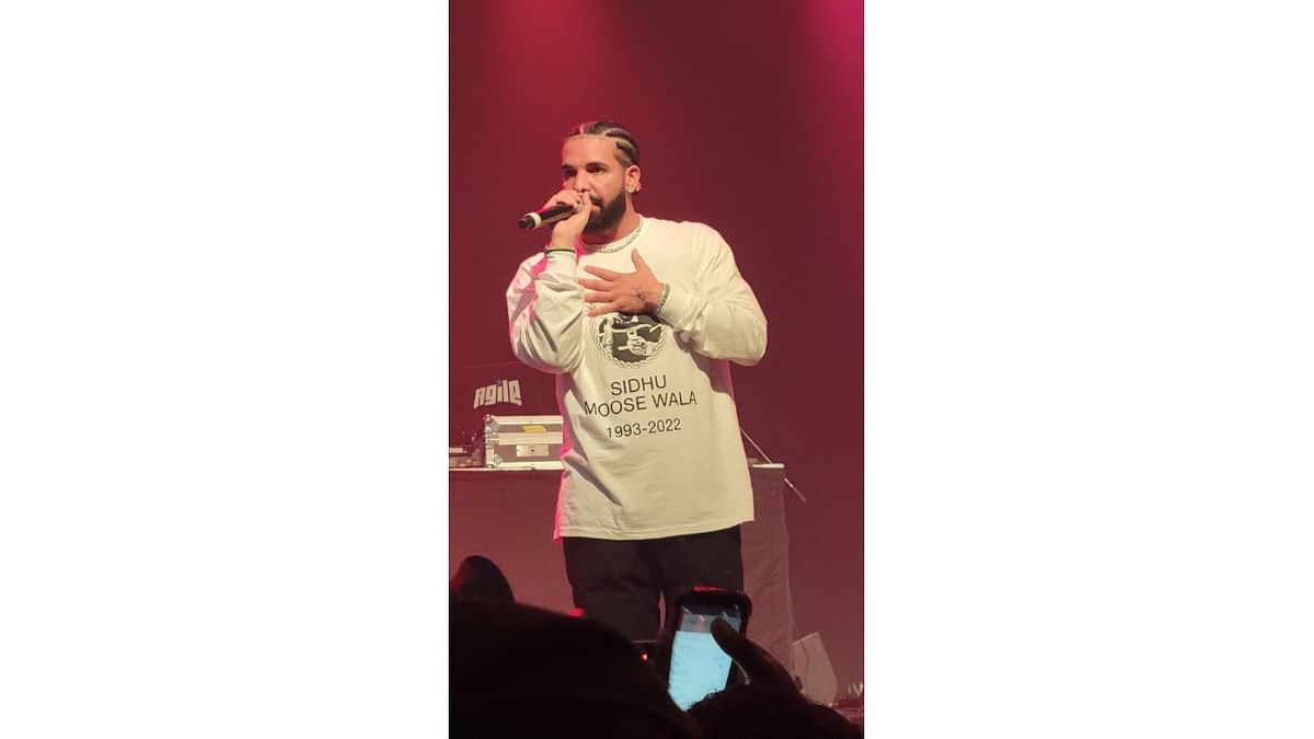 Drake pays homage to Sidhu Moosewala at Toronto concert, wears t-shirt with his picture