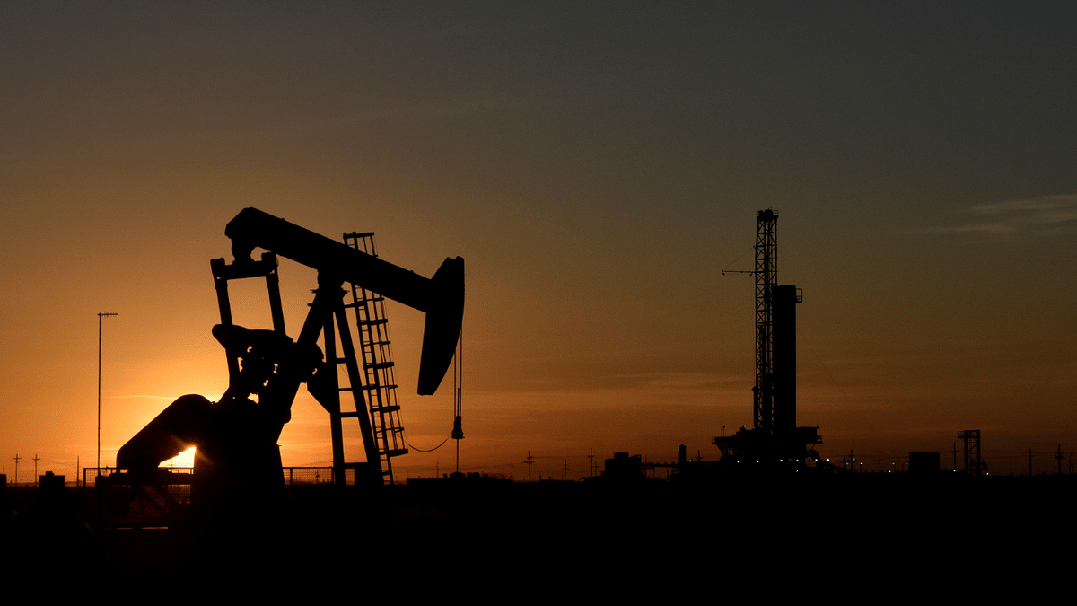 Exxon, Chevron report record profits on steep fuel prices