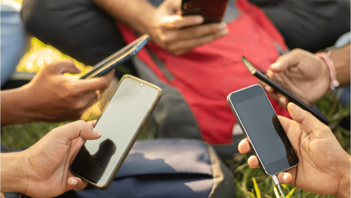 Mobile data services suspended for 5 days in entire Manipur