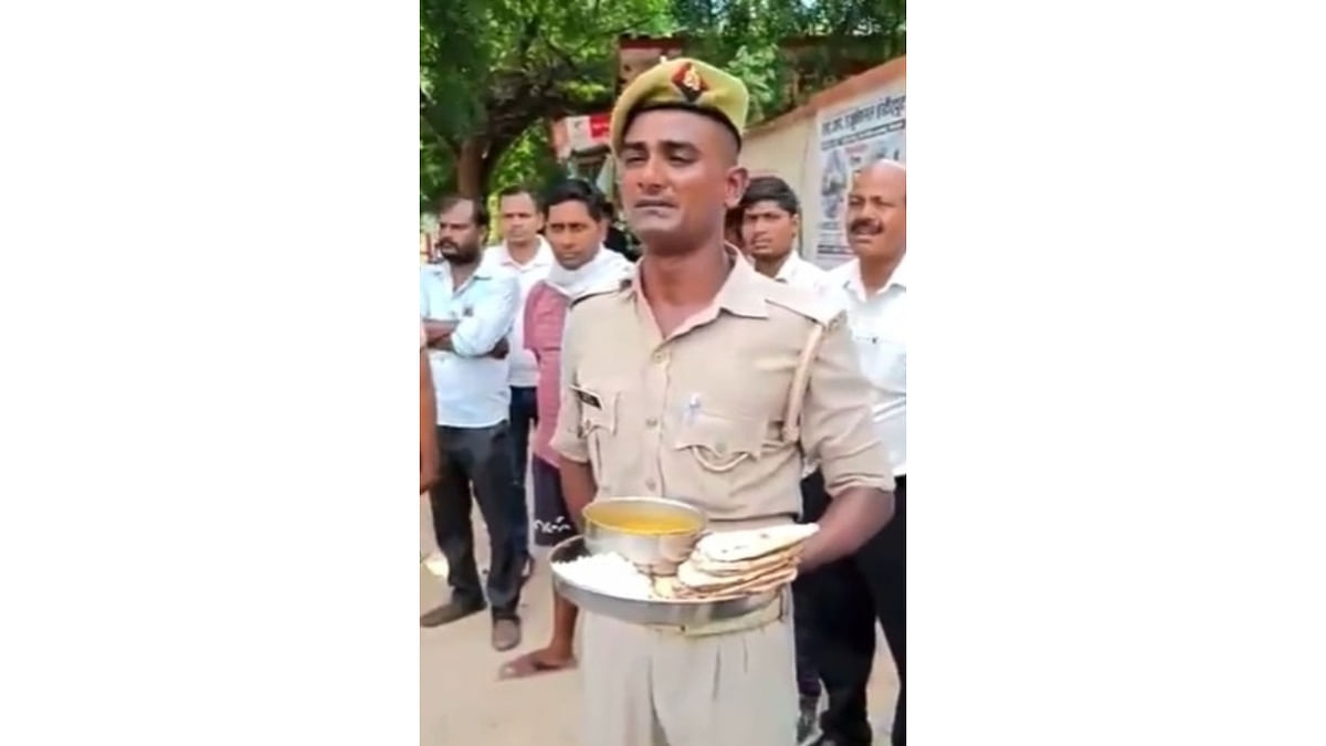 UP constable cries over poor food quality, video goes viral