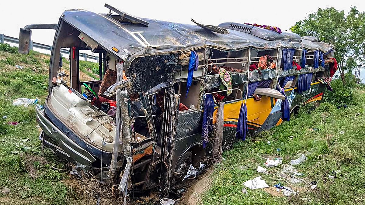 36 passengers injured as bus hits divider in Firozabad