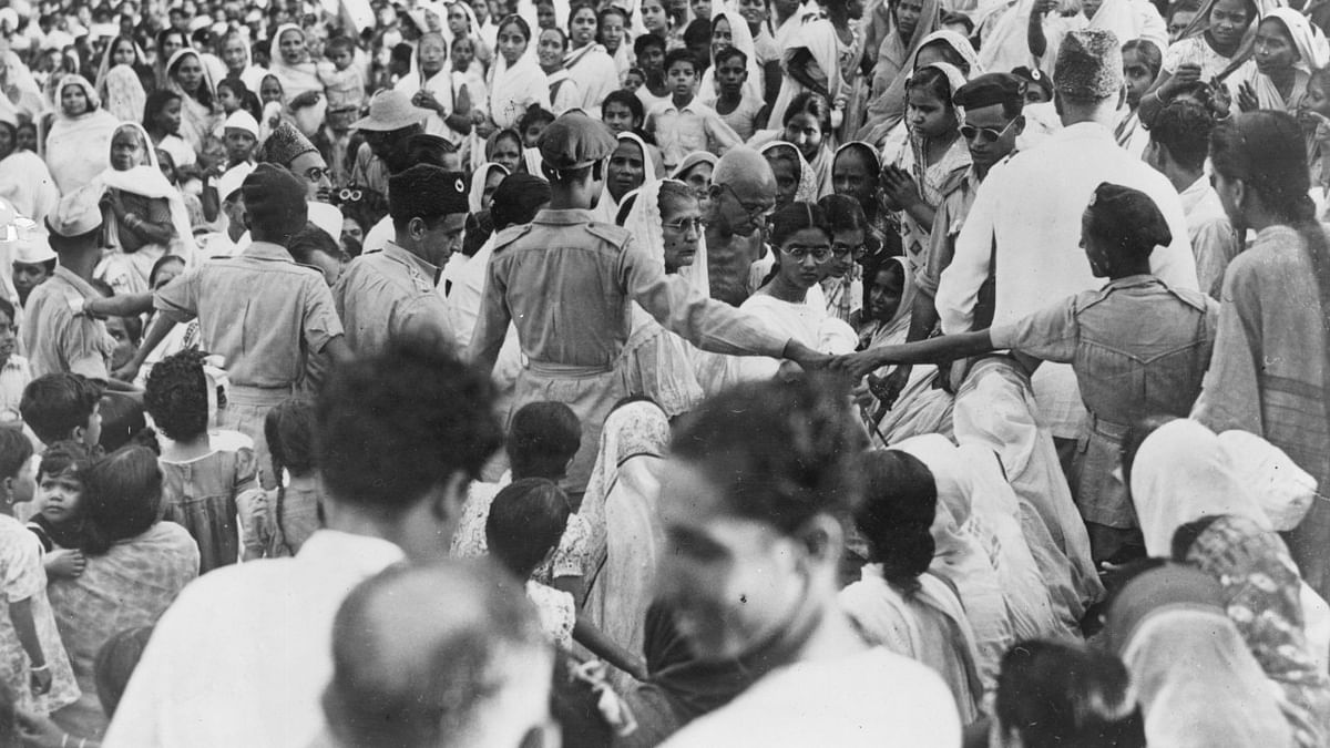 Where was Mahatma Gandhi during the Independence celebrations of India in 1947?