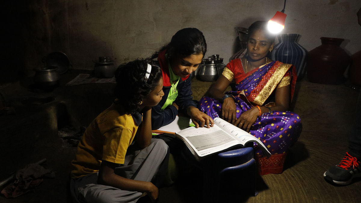 Remote Tamil Nadu village gets solar lights on Independence Day