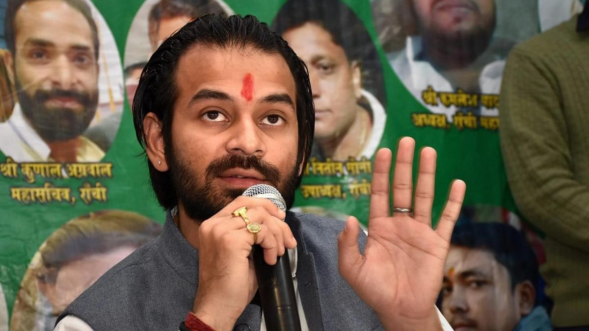 BJP targets Tej, Tejashwi over presence of outsiders at official meetings