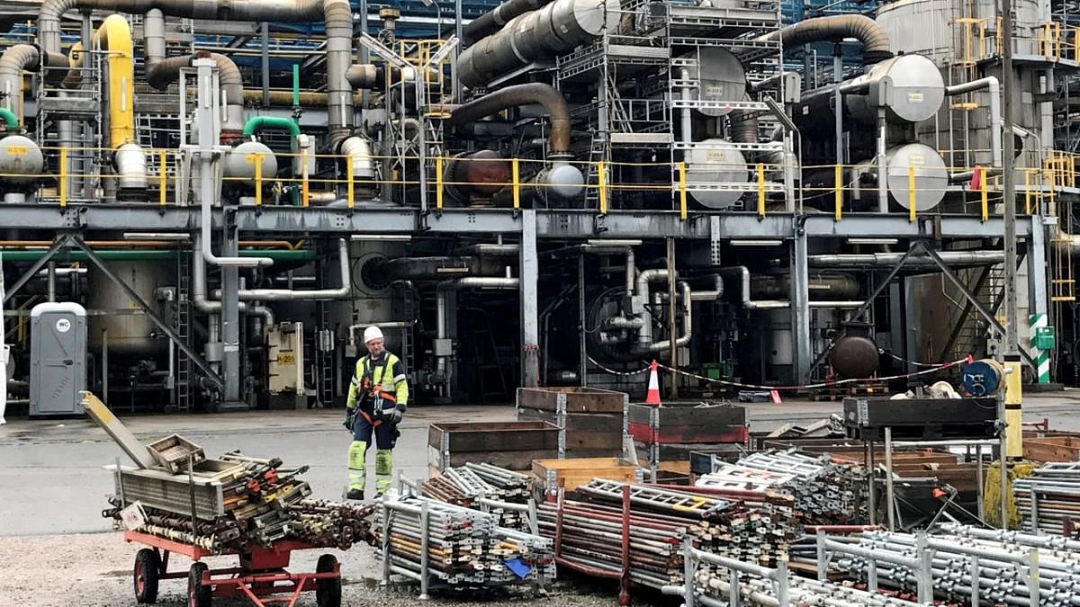 Qatar to build world's largest 'blue' ammonia plant