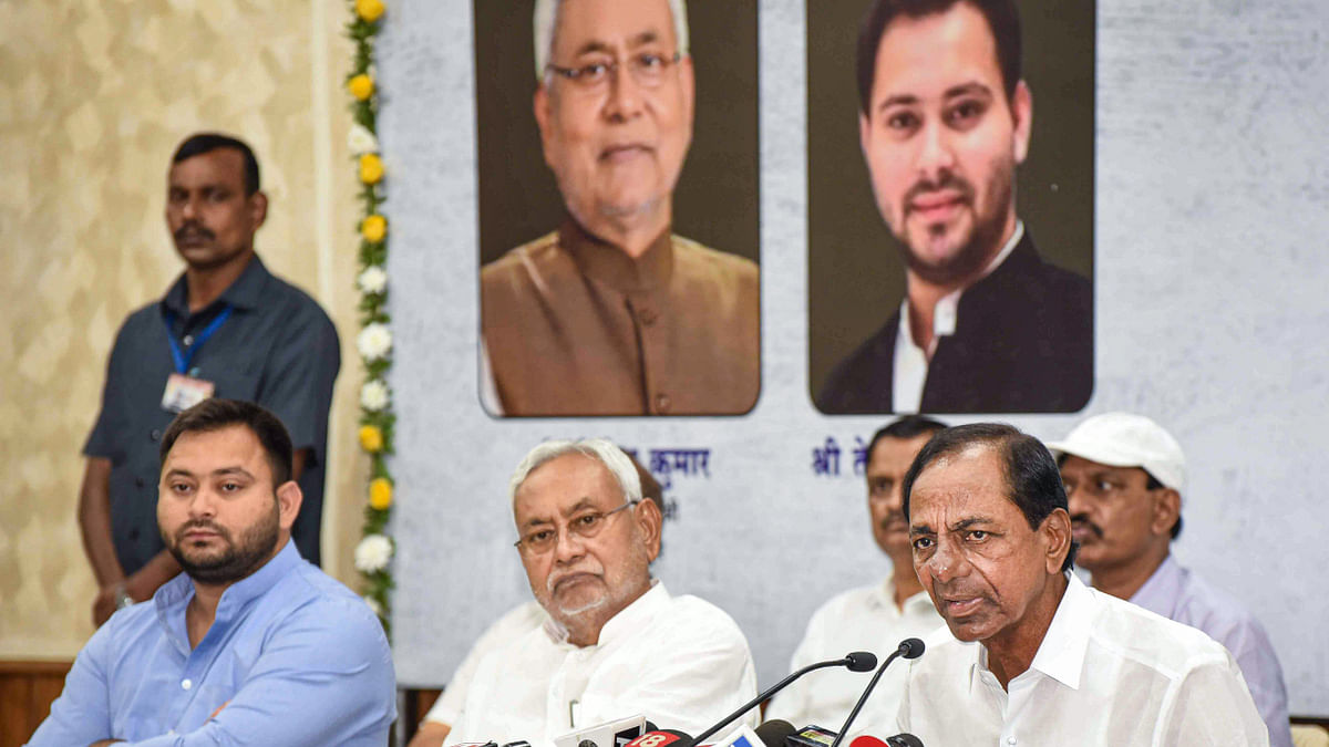KCR meets Nitish, Lalu, Tejashwi in Bihar, then calls for 'BJP mukt Bharat'