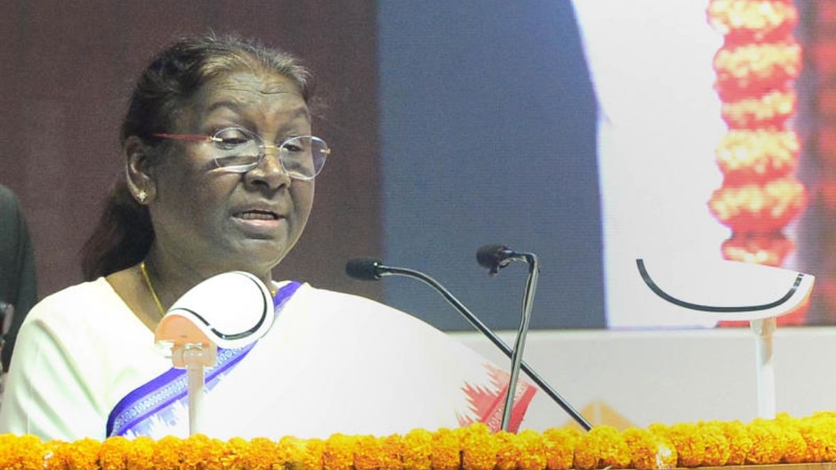 President Droupadi Murmu bats for teaching in mother tongue; awards 46 select teachers