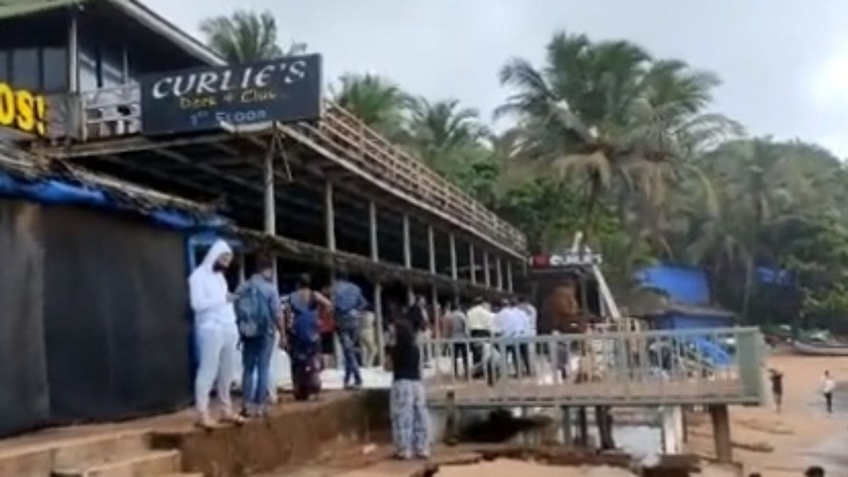 Demolition of Curlies nightclub begins in Goa