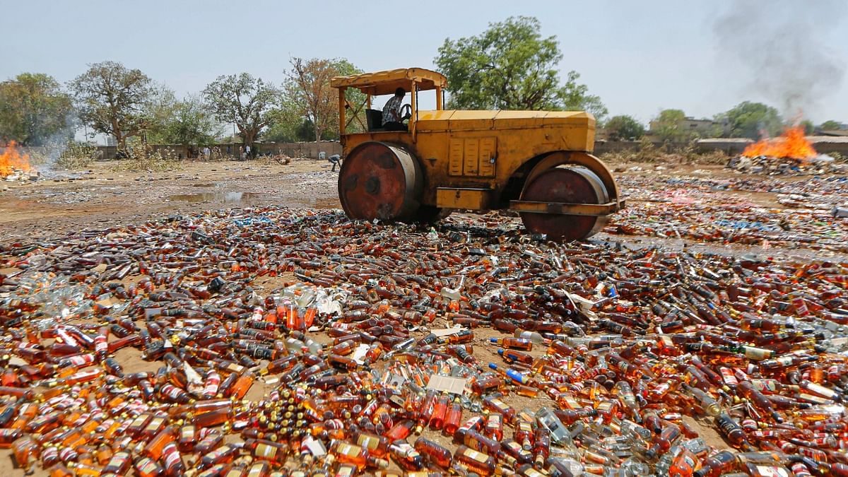Dry Bihar funds women to make bangles from seized liquor bottles