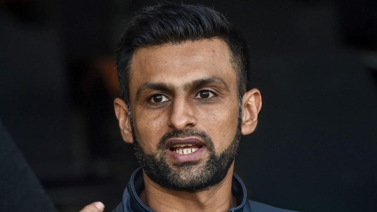 Hafeez slams selectors for leaving Malik out of Pakistan's T20 World Cup squad