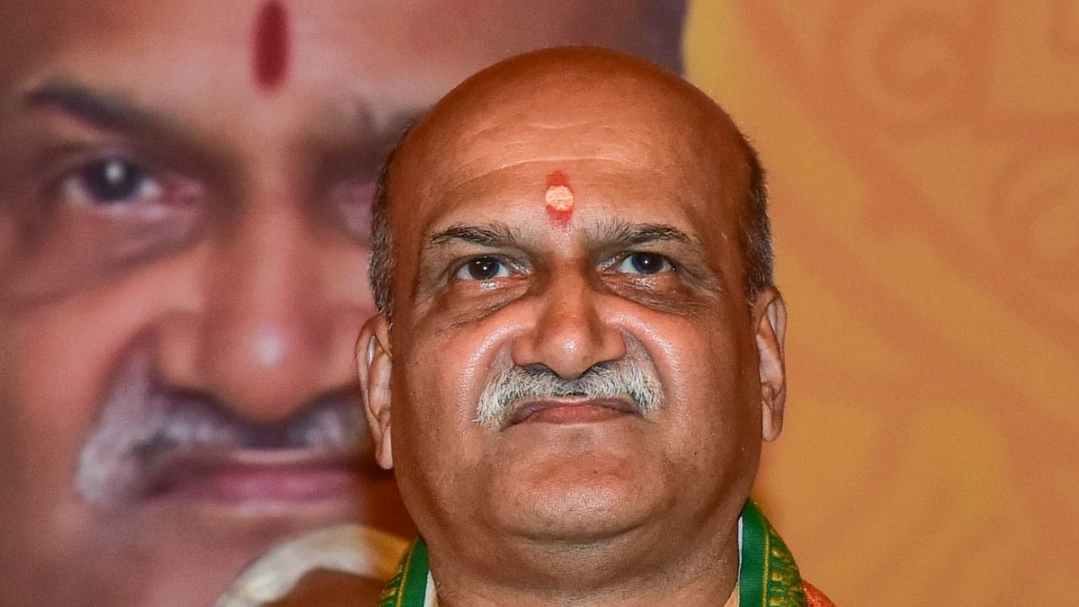 Muthalik threatens protest in front of CM’s house if Praveen Nettaru’s wife doesn’t get job