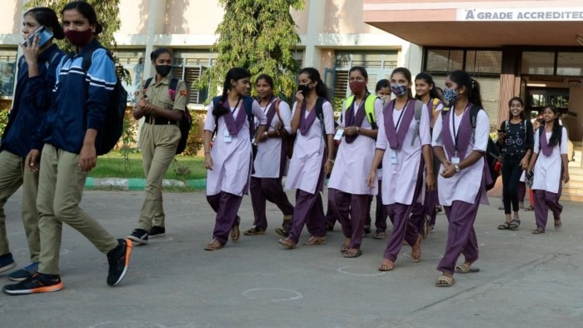 Girl students escape PU college hostel in Mangaluru