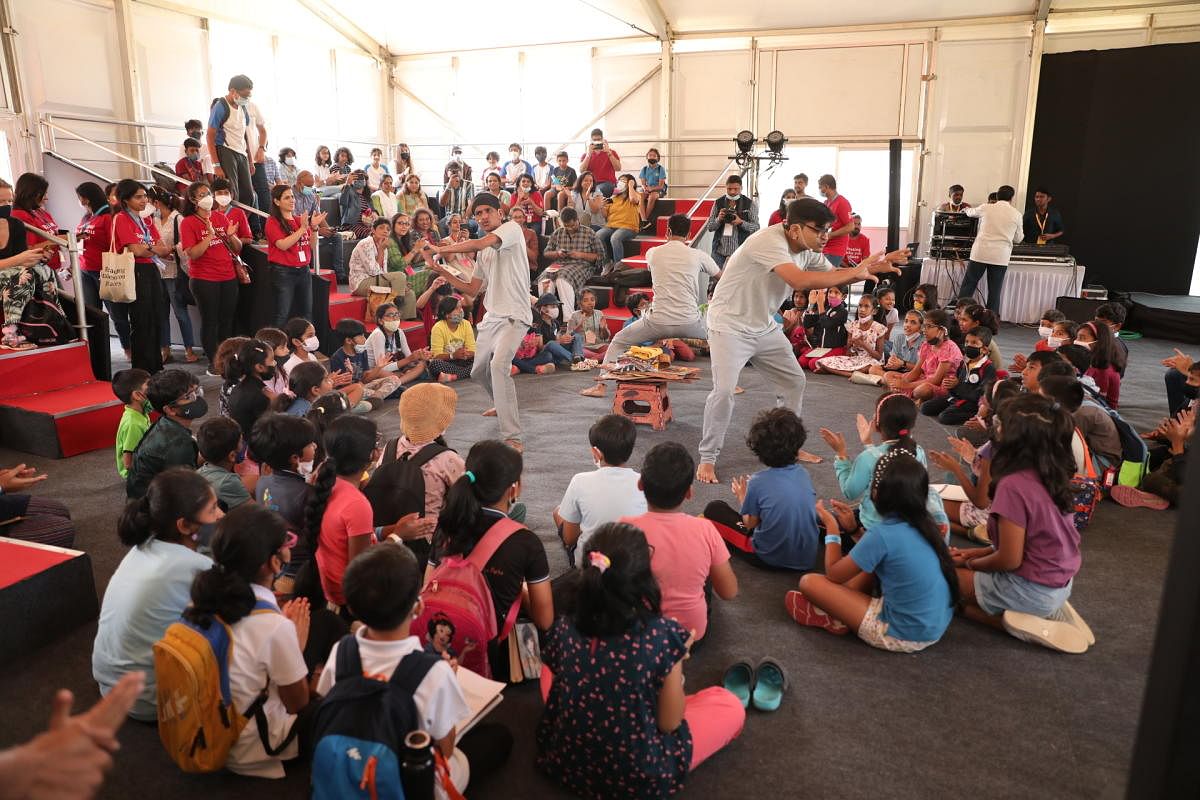 Neev lit fest draws kids in big numbers