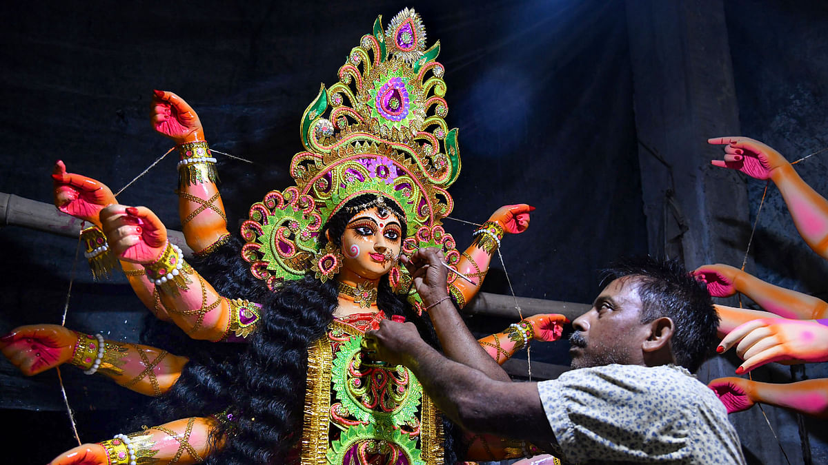 After two years of Covid-19 and UNESCO tag, Bengal celebrates Durga Puja with vengeance