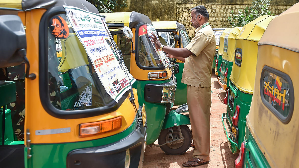 Bengaluru auto drivers uninstall apps but continue to charge same aggregator fares