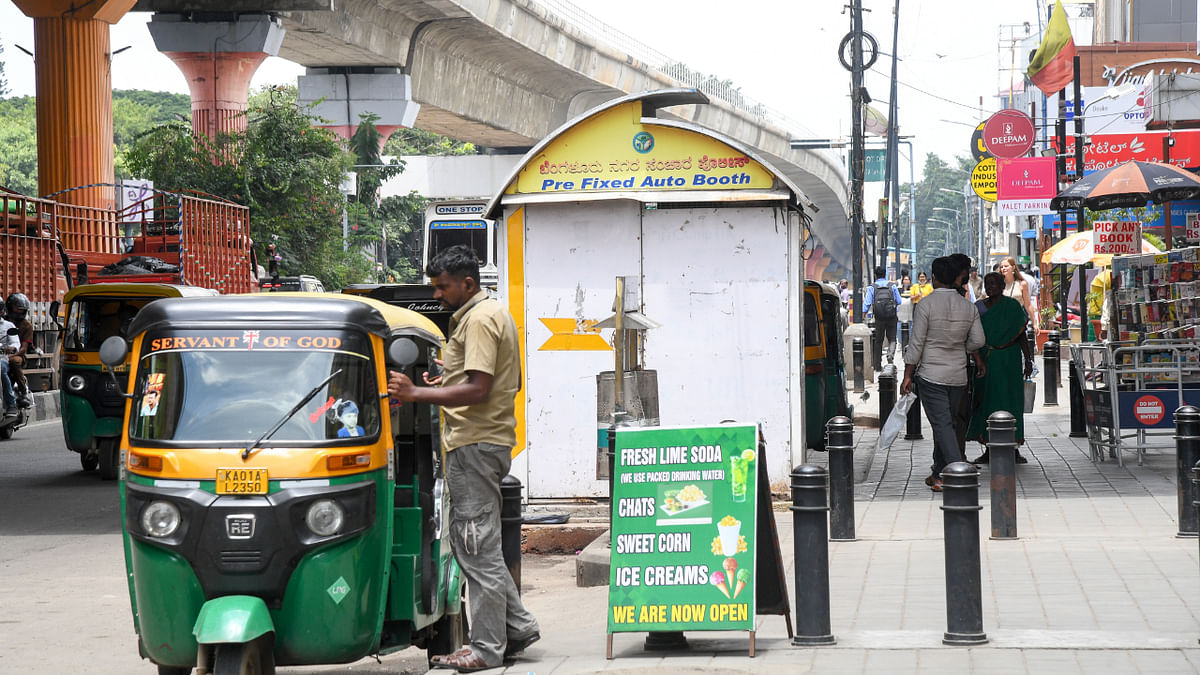 Karnataka HC gives 15 days to fix fares for app-based auto-rickshaw services