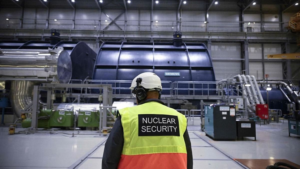 Small nuclear reactors for better tomorrow