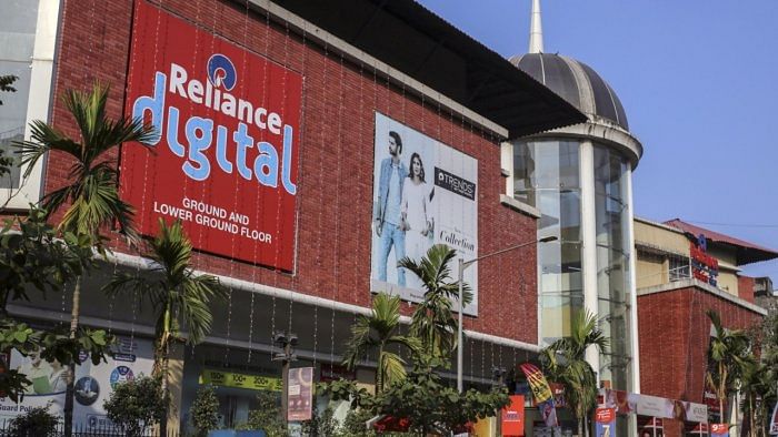 Reliance Retail to open smaller outlets for electronics: Report