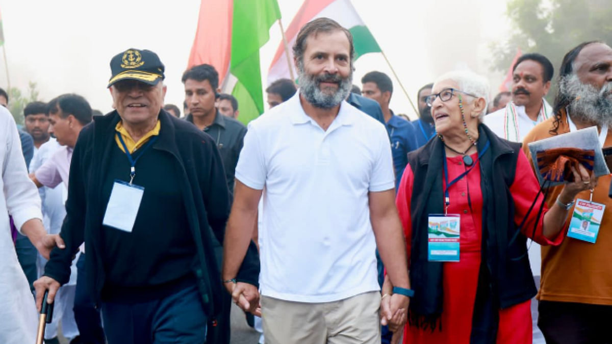 Ex-Navy chief L Ramdas joins Rahul Gandhi in Bharat Jodo Yatra