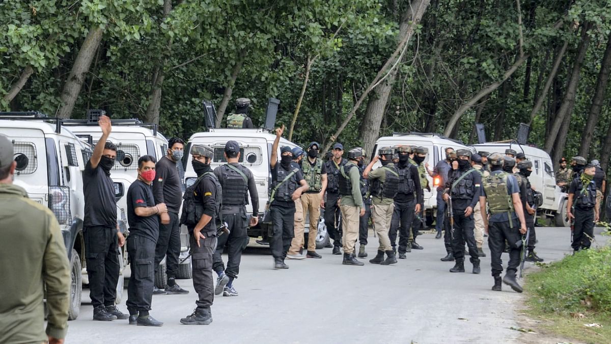 J&K police raid 10 locations in threat case against journalists