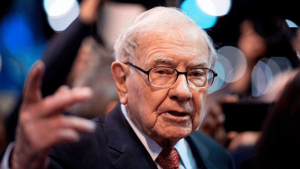 Buffett donates over $750 million to his family charities